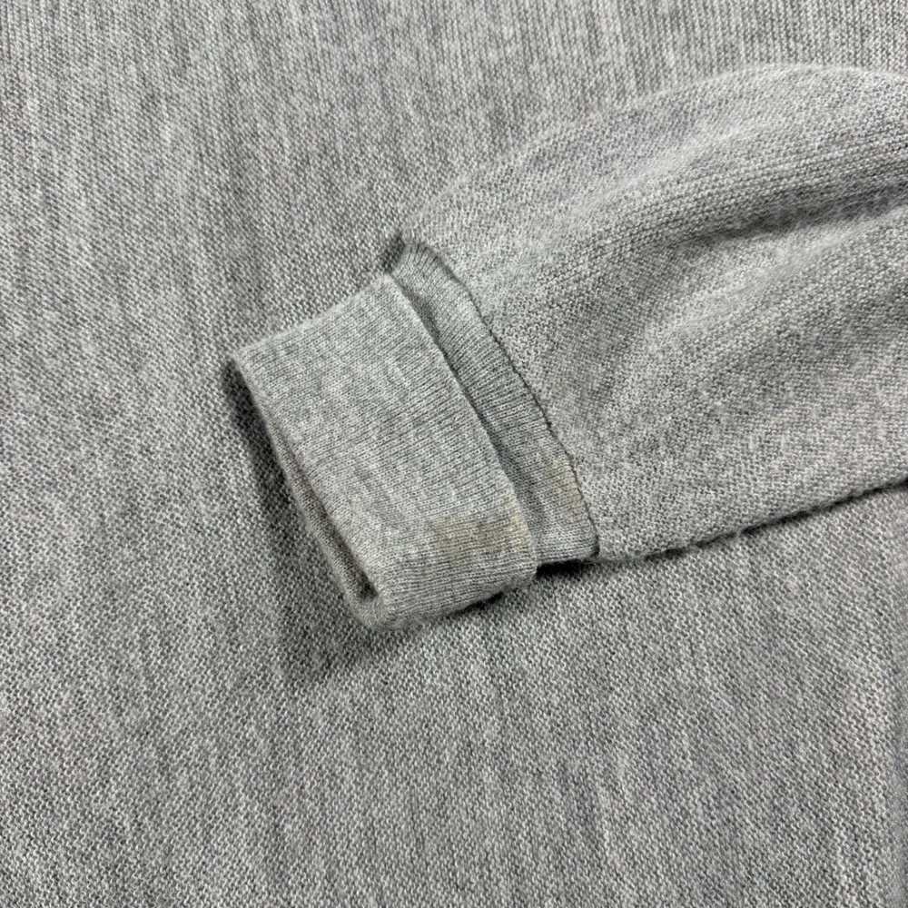 VTG 70s Izod Lacoste V Neck Sweater Mens Medium Gray Acrylic Knit Made in USA